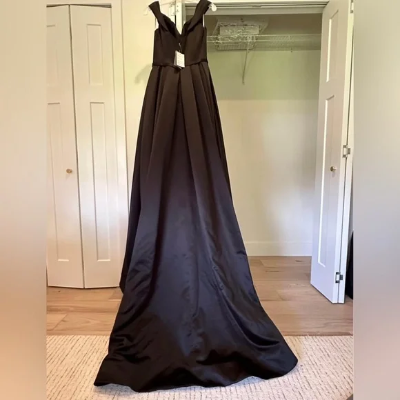 David’s Bridal Black Wedding or Prom Dress - size 10 - NWT - Picture 3 of 4